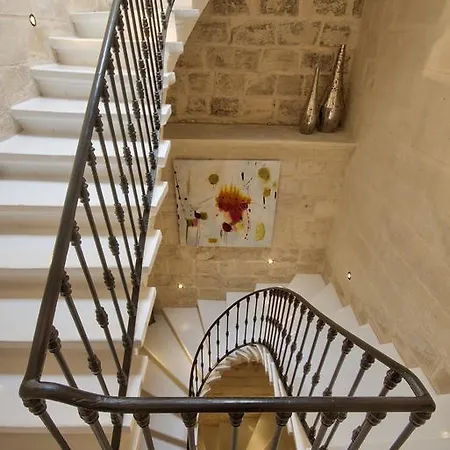 Julesy's Cospicua