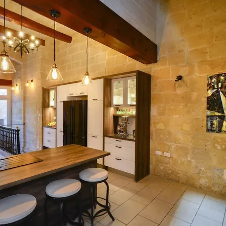 Julesy's Bed and Breakfast Cospicua