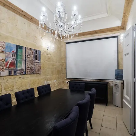 Julesy's לינה וארוחת בוקר Cospicua